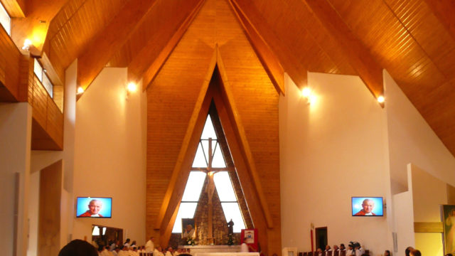 koÅciÃ³Å pasywny w Nowym Targu, wnÄtrze